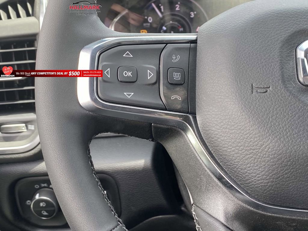 Used 2025 RAM 2500 Laramie AWD/4WD image 19