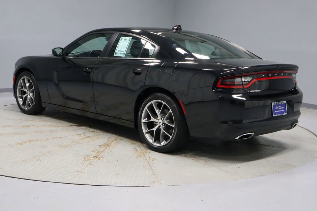 Used 2022 Dodge Charger SXT w/ Plus Group RWD image 9