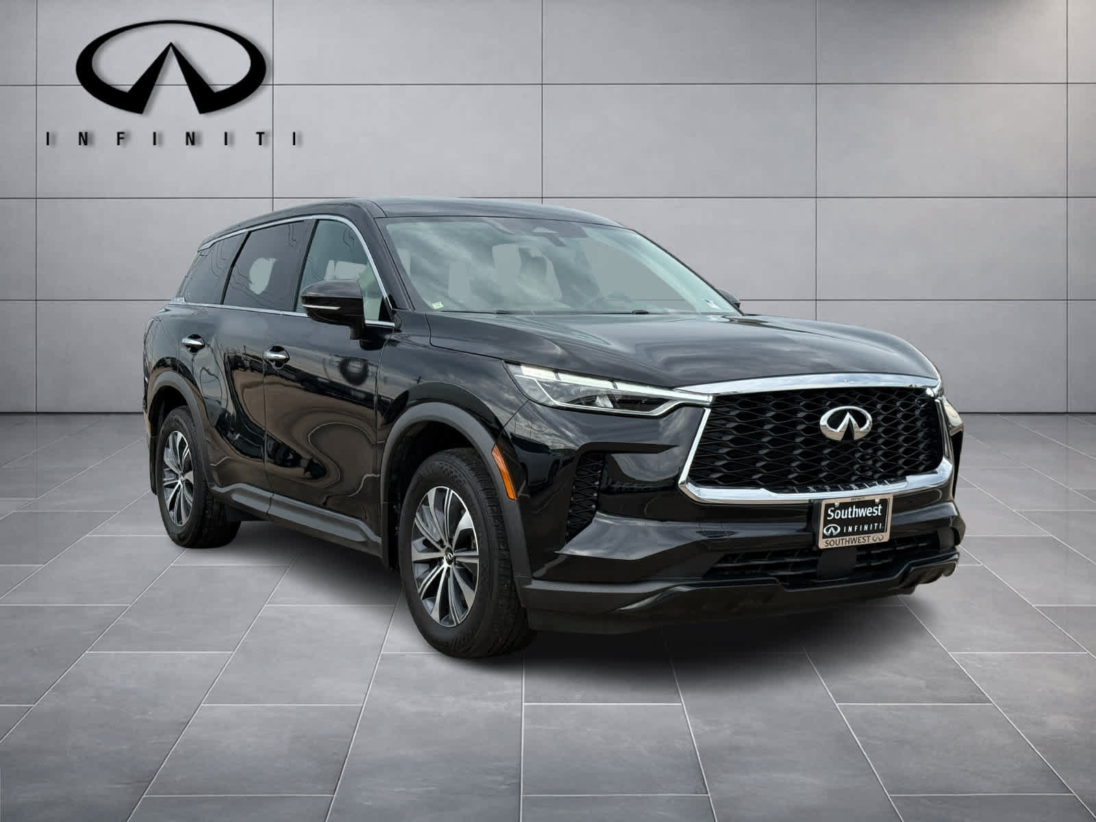 Certified 2024 INFINITI QX60 Pure FWD image 3