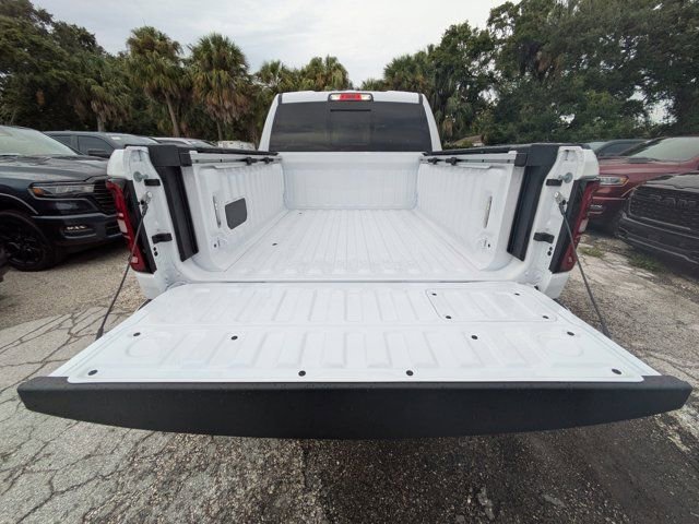 New 2026 RAM 1500 Laramie w/ Night Edition AWD/4WD image 10