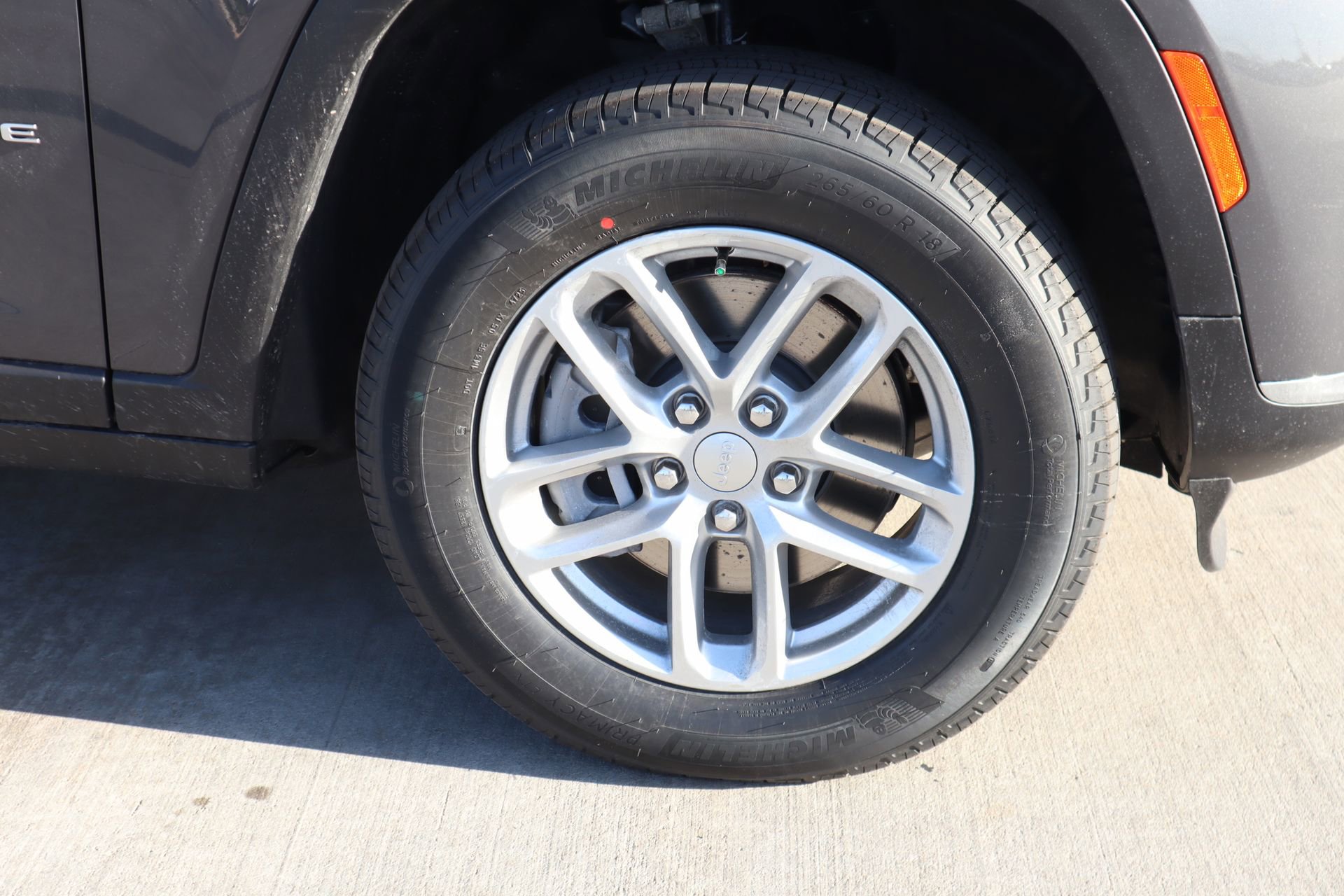 New 2026 Jeep Grand Cherokee L Laredo image 19