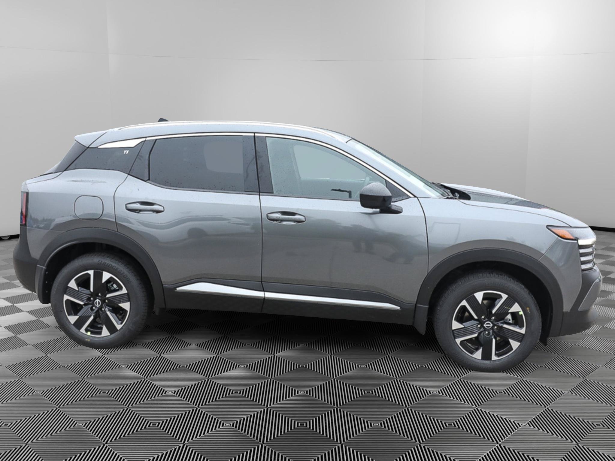 New 2027 Nissan Kicks SV AWD/4WD image 9