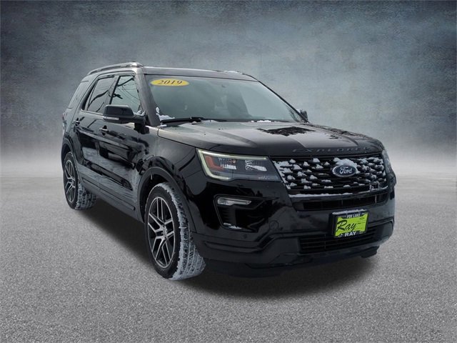 Used 2019 Ford Explorer Sport image 3