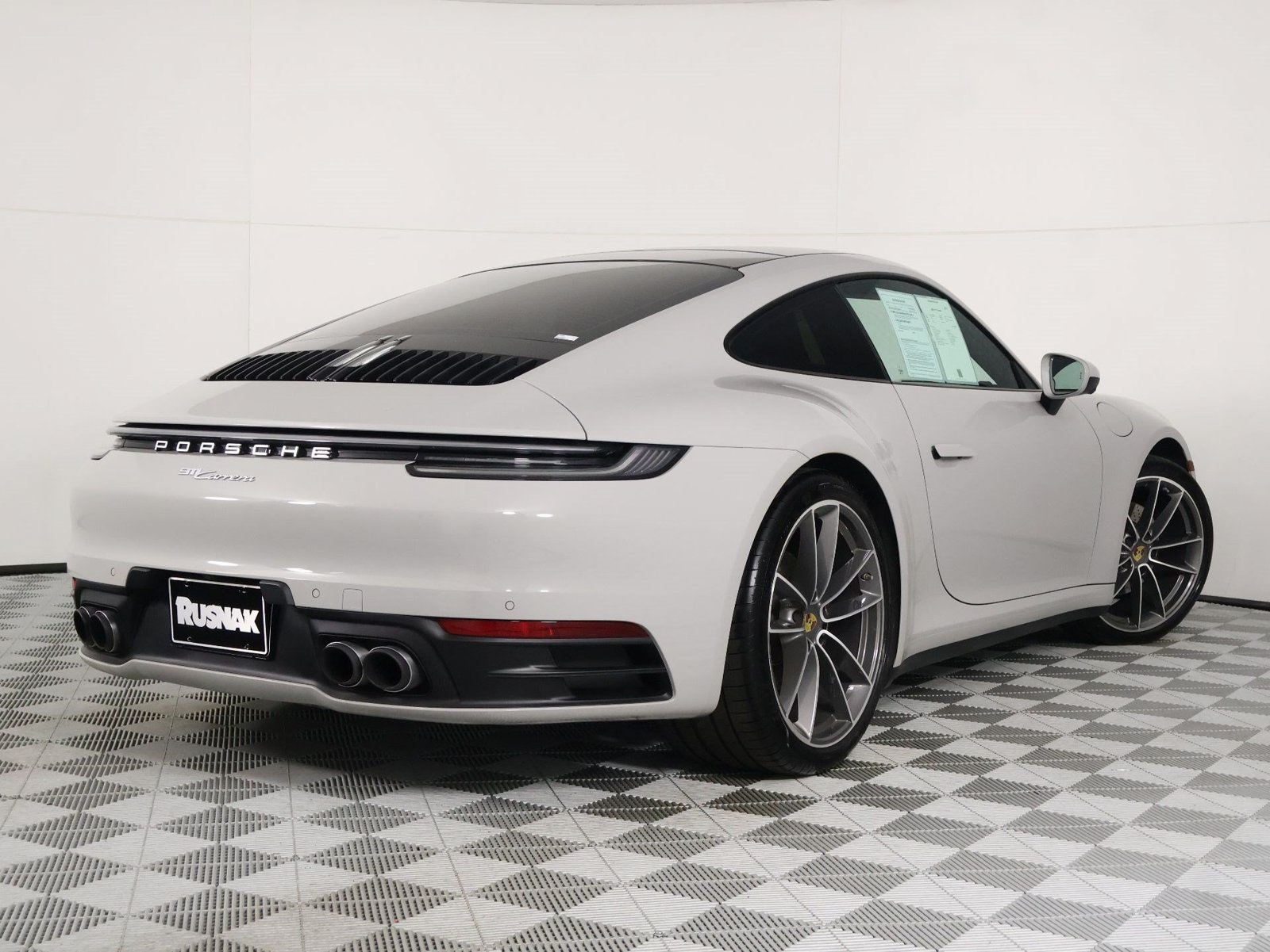 Certified 2024 Porsche 911 Carrera RWD image 7