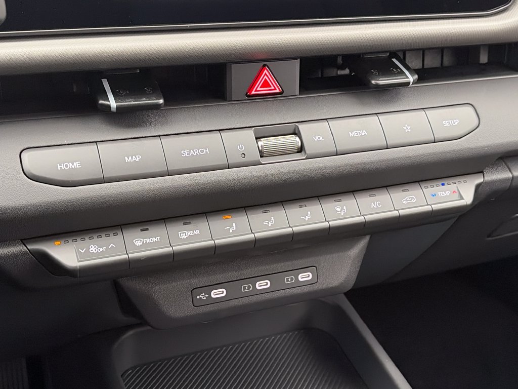 New 2027 Kia Seltos LX FWD image 19