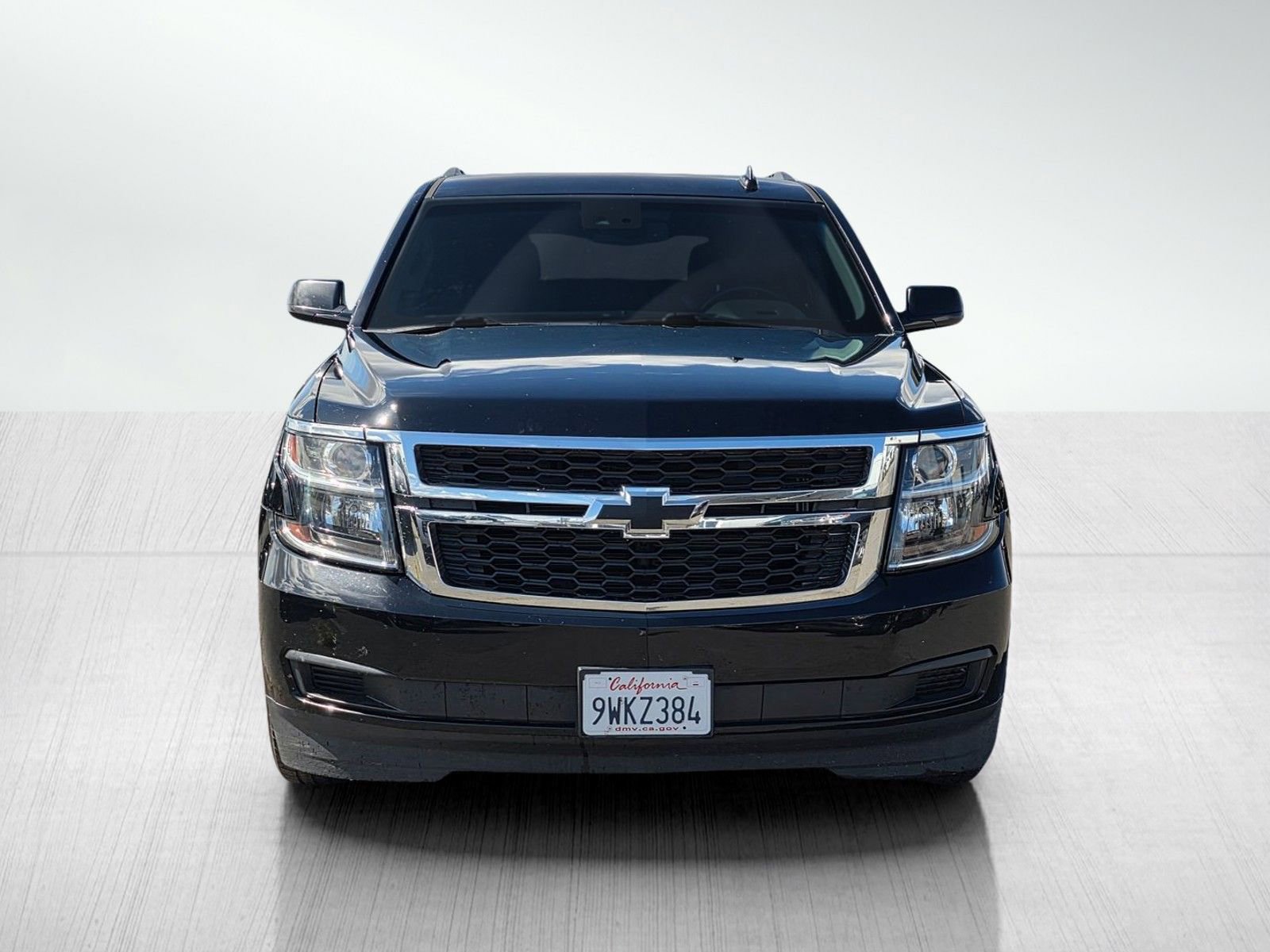 Used 2017 Chevrolet Tahoe LT w/ LT Midnight Edition RWD image 2