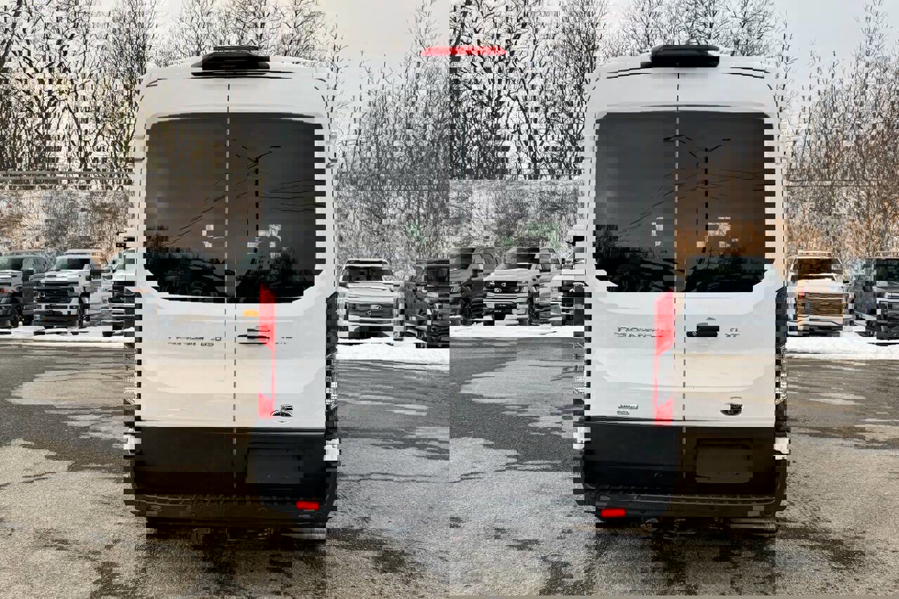 Used 2021 Ford Transit 350 XLT image 4