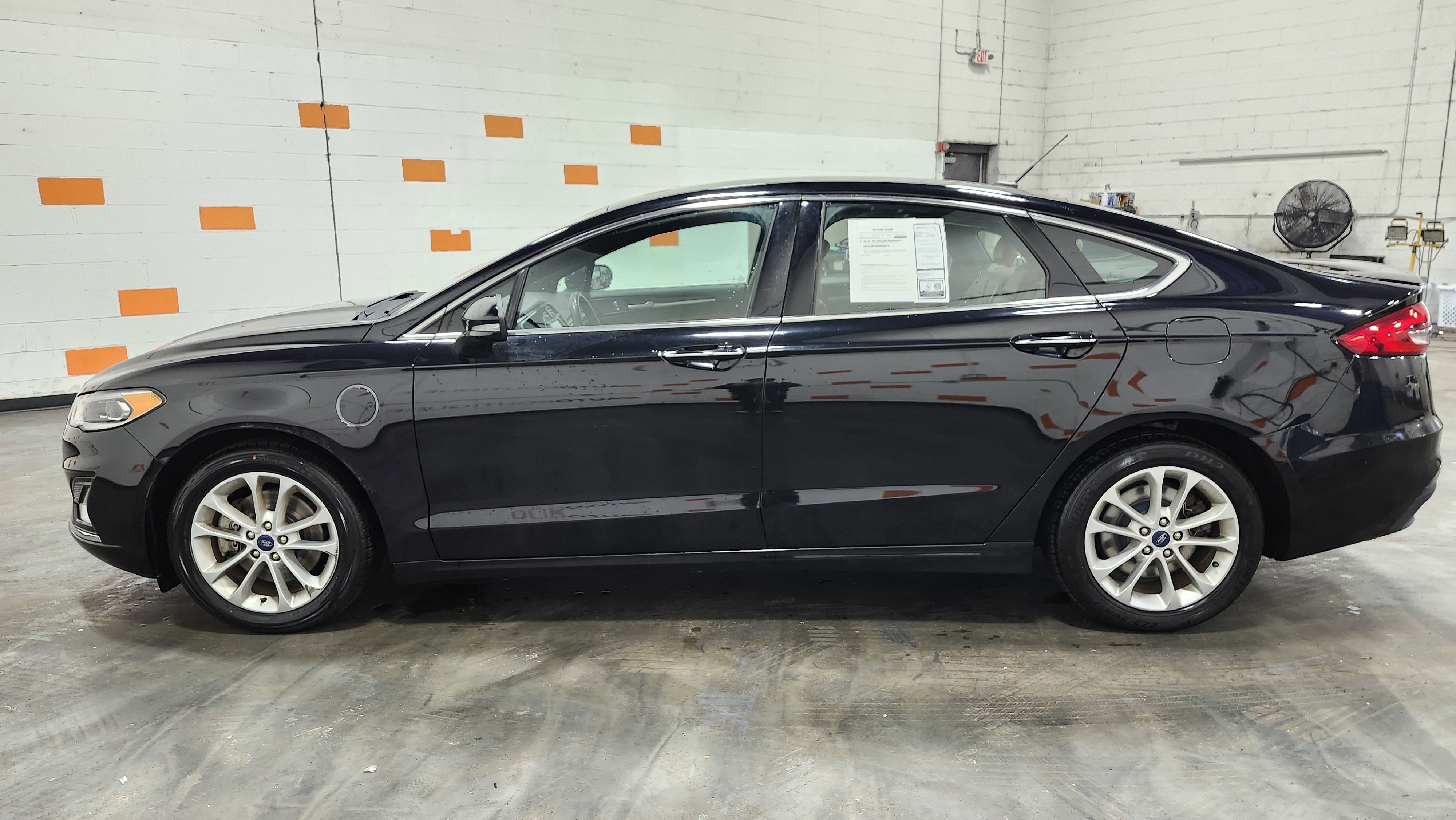 Used 2019 Ford Fusion Energi Titanium image 14