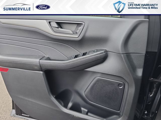 New 2026 Ford Escape Active FWD image 28