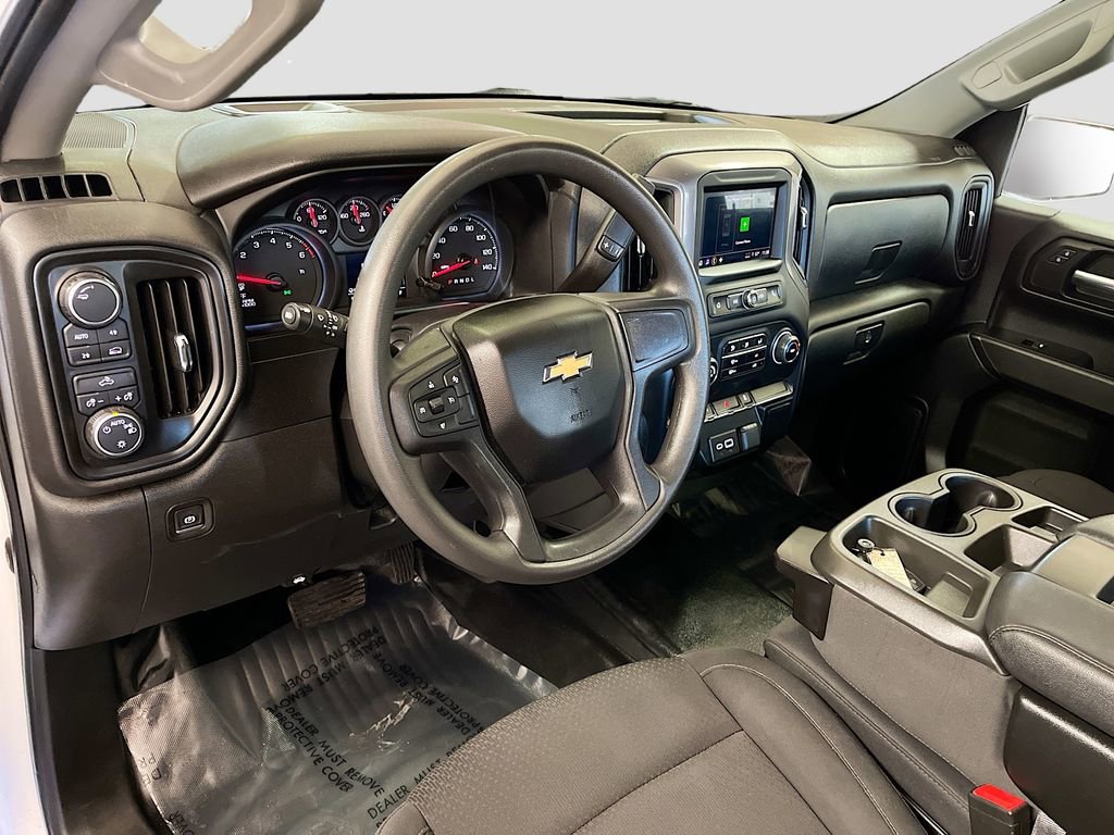 Used 2024 Chevrolet Silverado 1500 W/T w/ WT Value Package image 9