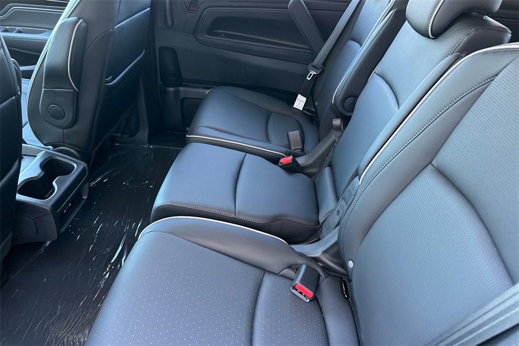 New 2026 Honda Odyssey Elite image 13