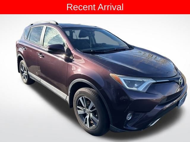 Used 2016 Toyota RAV4 XLE image 1