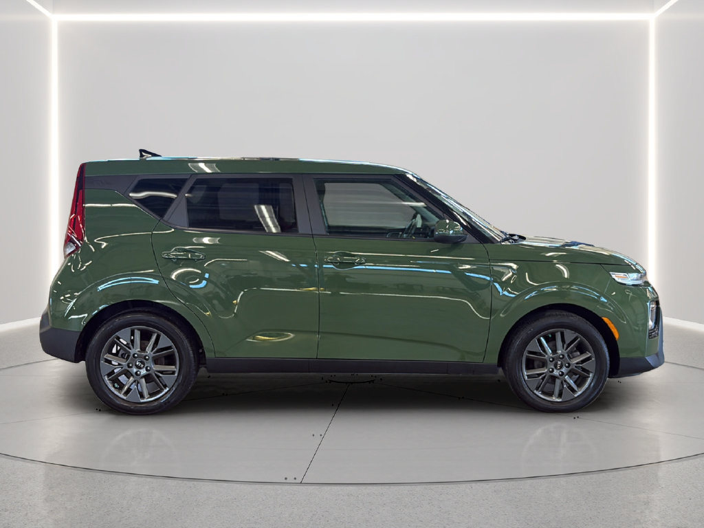 Used 2020 Kia Soul EX FWD image 8