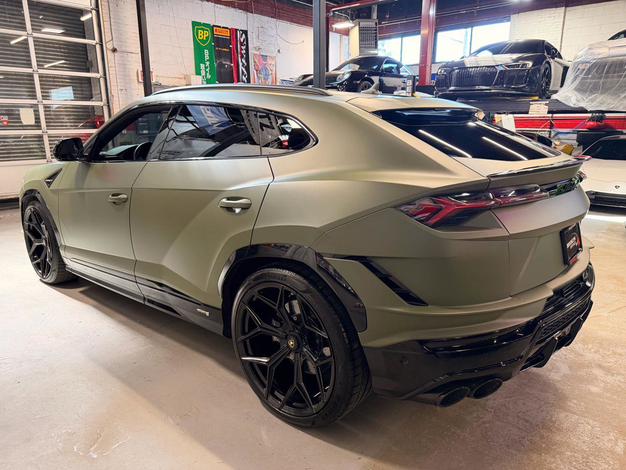 Used 2024 Lamborghini Urus S image 9