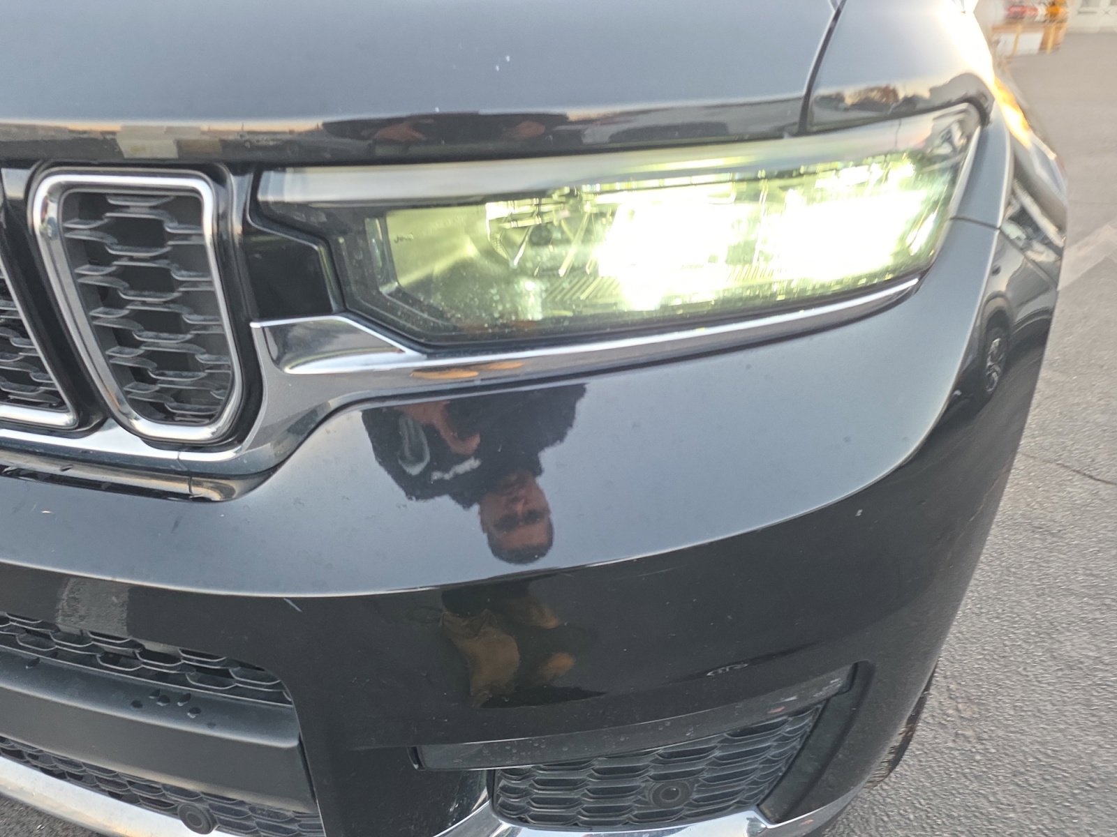 Used 2022 Jeep Grand Cherokee L Limited w/ Luxury Tech Group II image 9