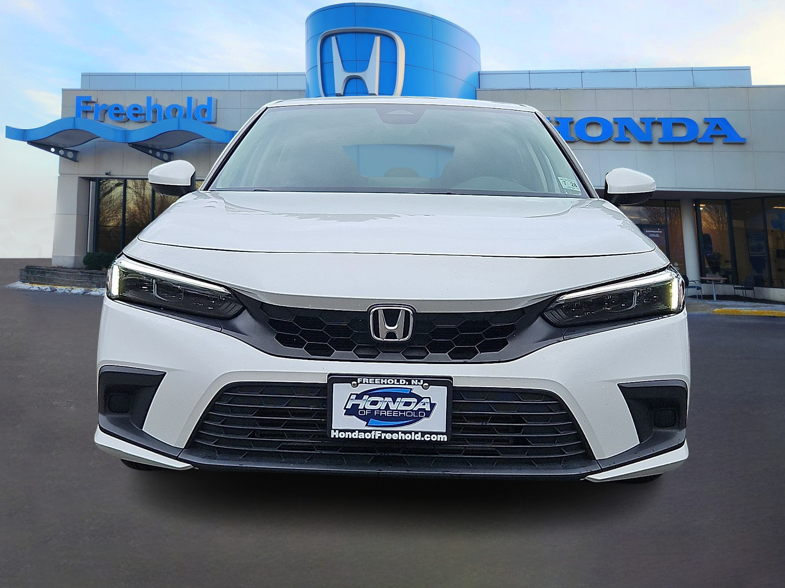 Used 2023 Honda Civic EX-L image 2