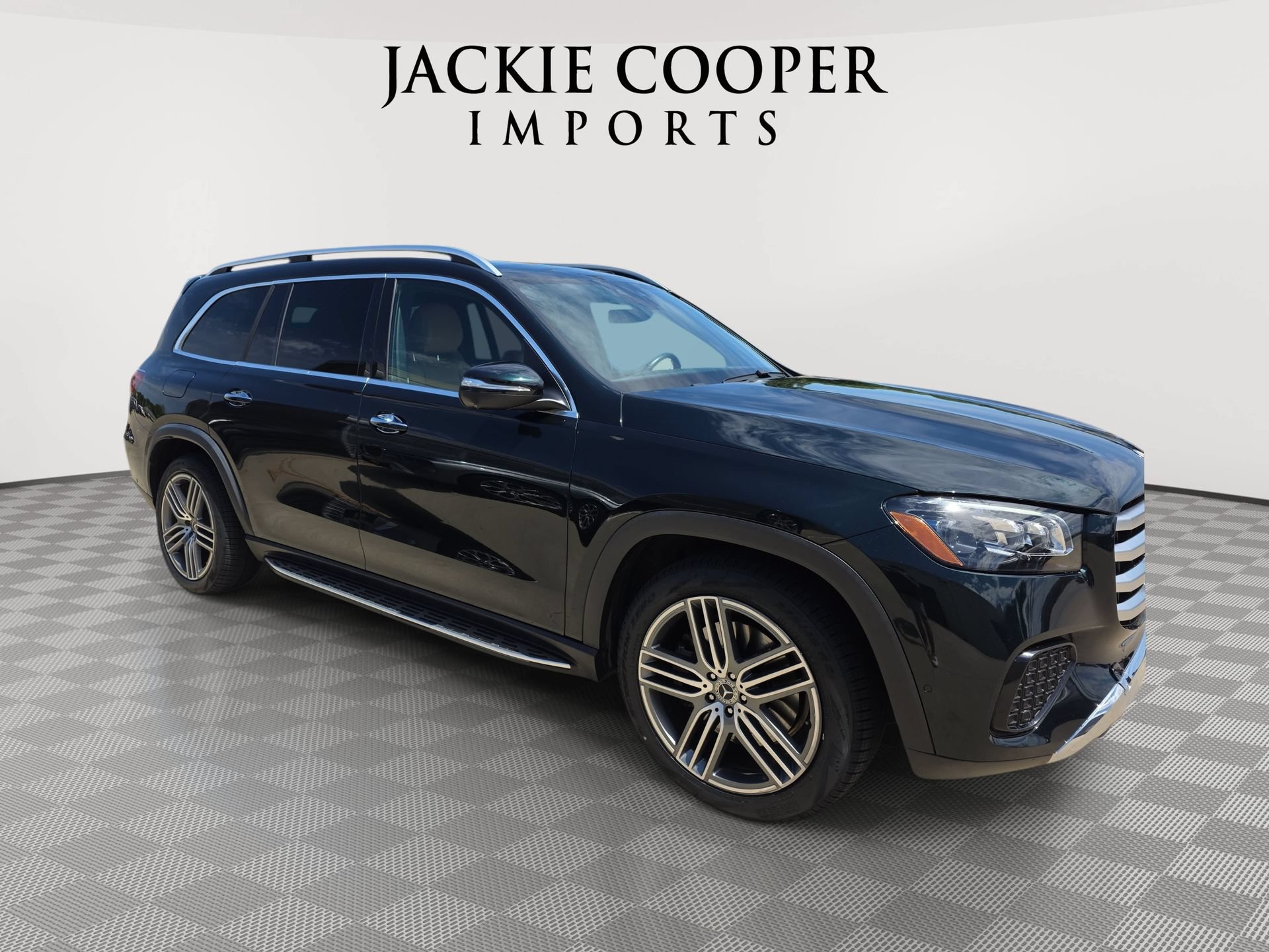 Certified 2024 Mercedes-Benz GLS 450 4MATIC image 3