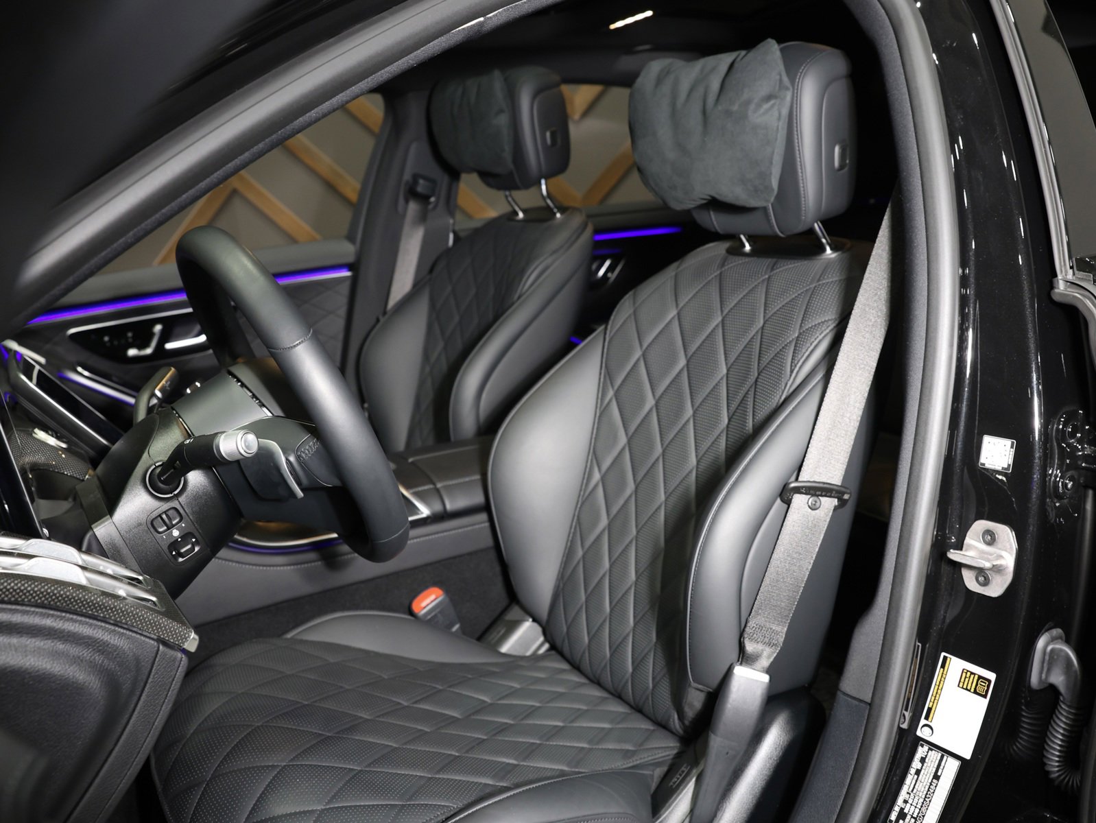 Used 2025 Mercedes-Benz S 580 4MATIC Sedan image 5