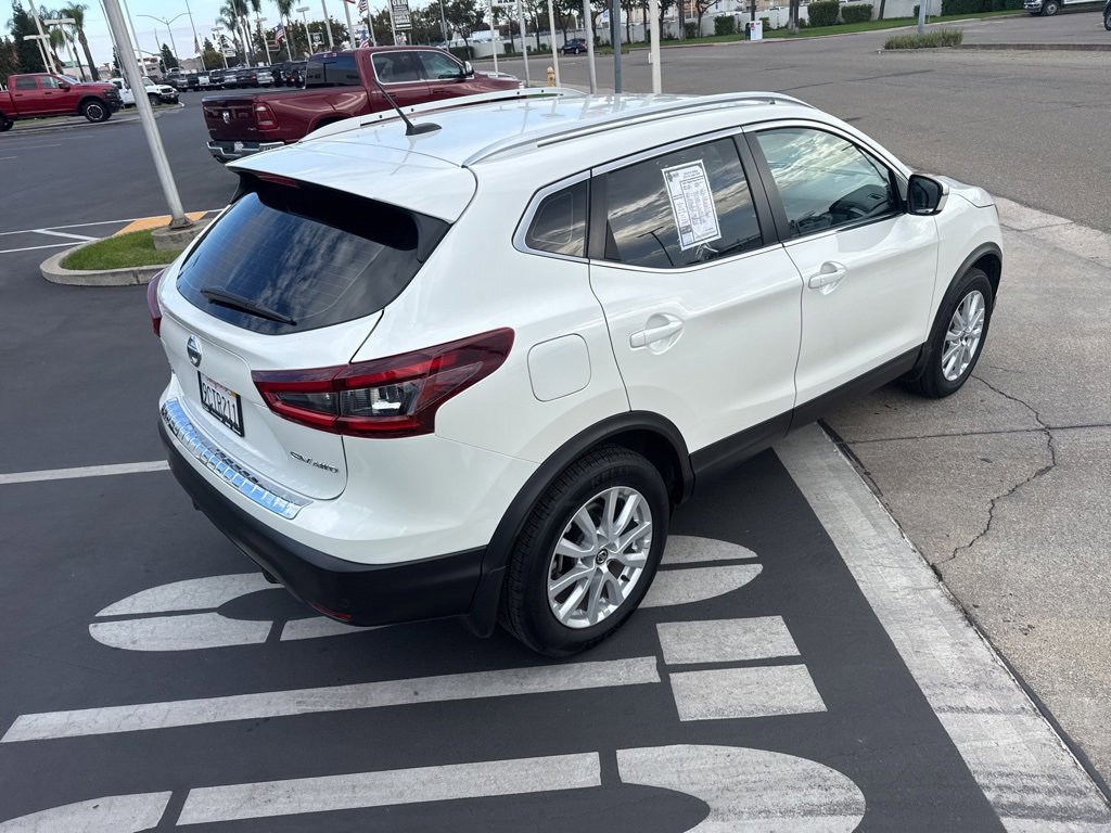 Used 2022 Nissan Rogue Sport SV image 5