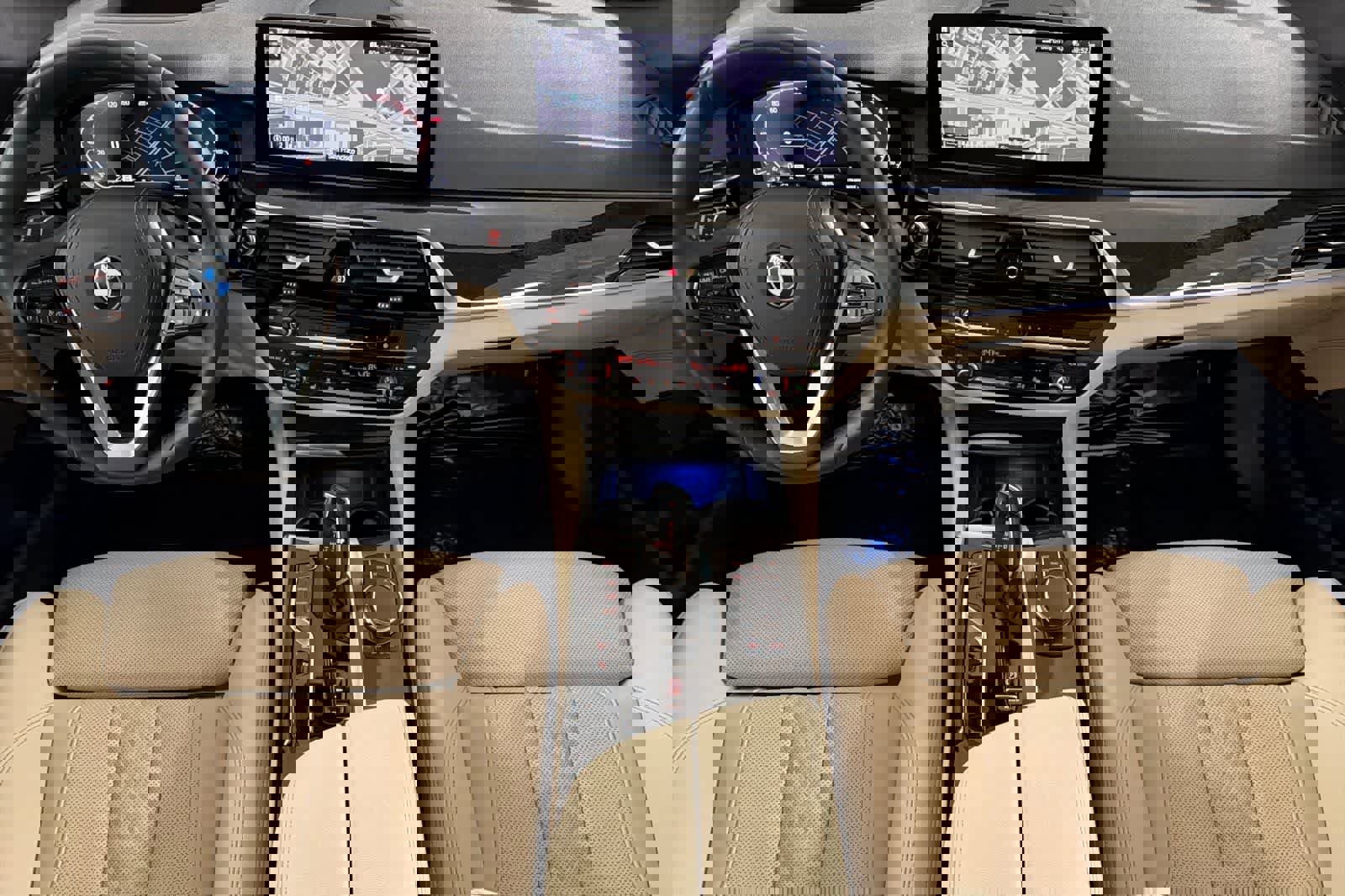 Used 2023 BMW 530e w/ Executive Package image 3