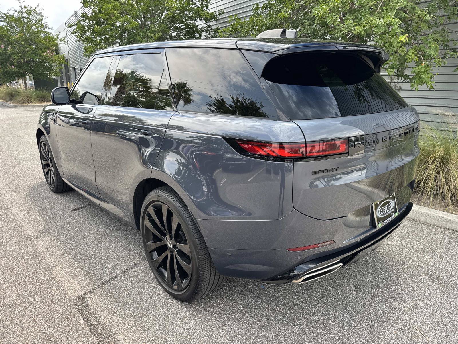 Certified 2024 Land Rover Range Rover Sport Dynamic SE AWD/4WD image 2