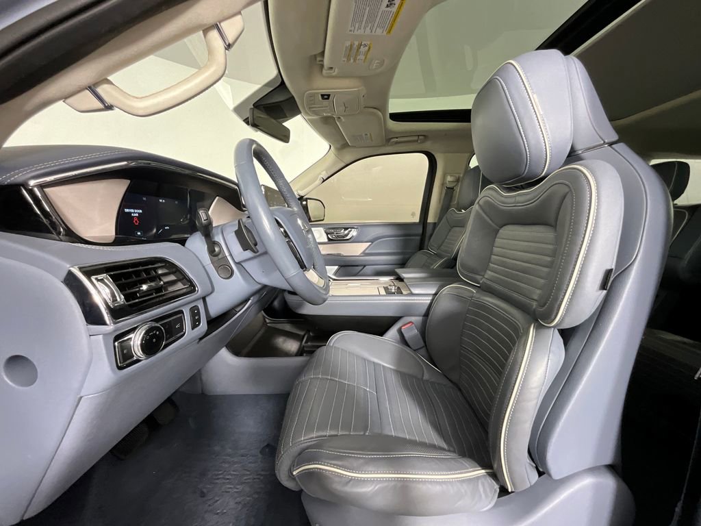 Used 2021 Lincoln Navigator L Black Label w/ Cargo Convenience Package AWD/4WD image 16