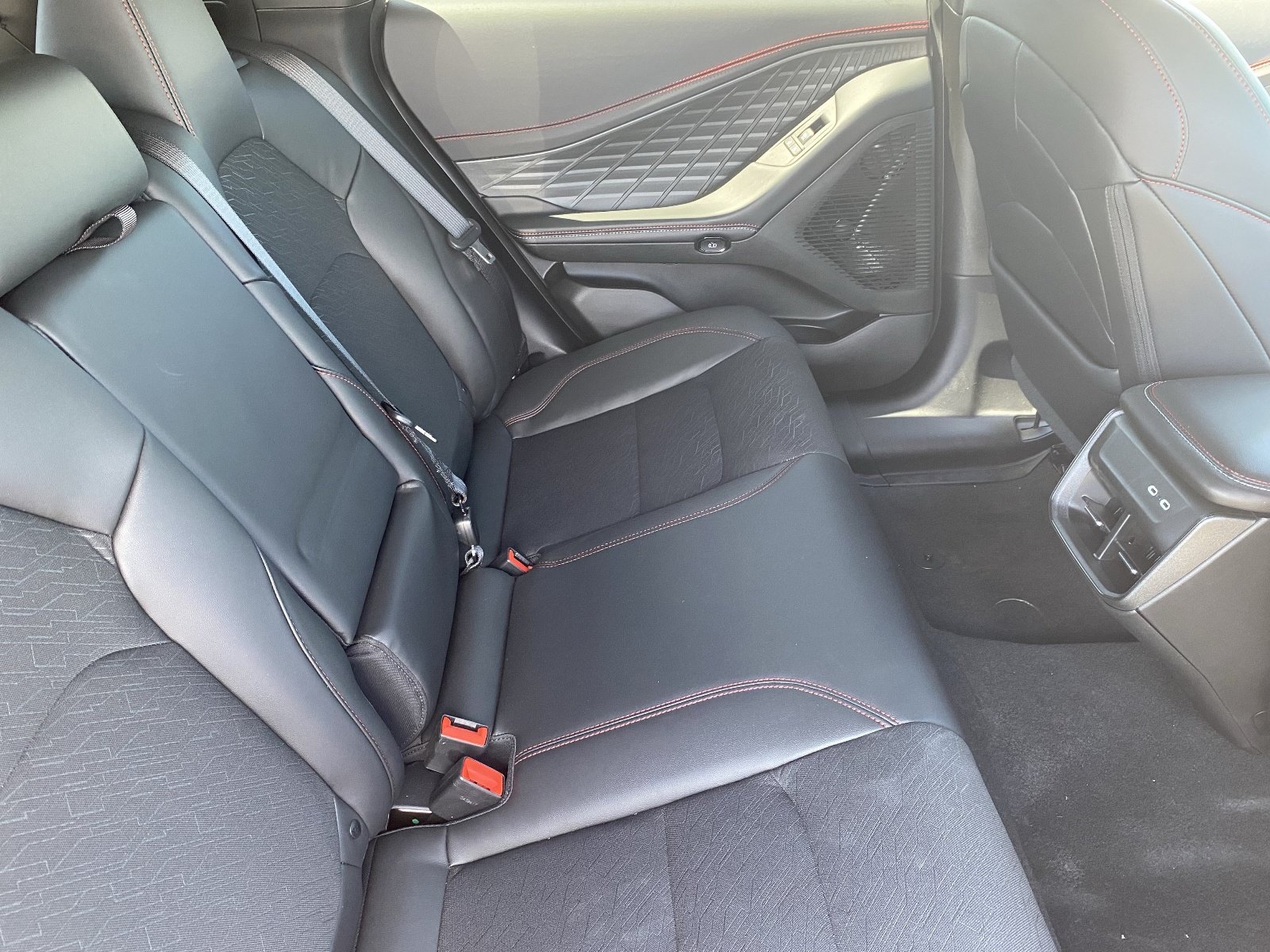 New 2026 Dodge Charger R/T w/ Driver Convenience Group AWD/4WD image 10