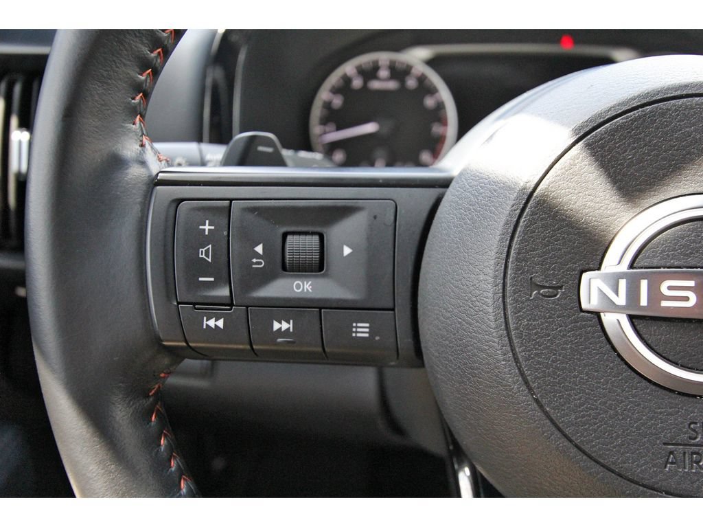 Used 2024 Nissan Pathfinder Rock Creek AWD/4WD image 13
