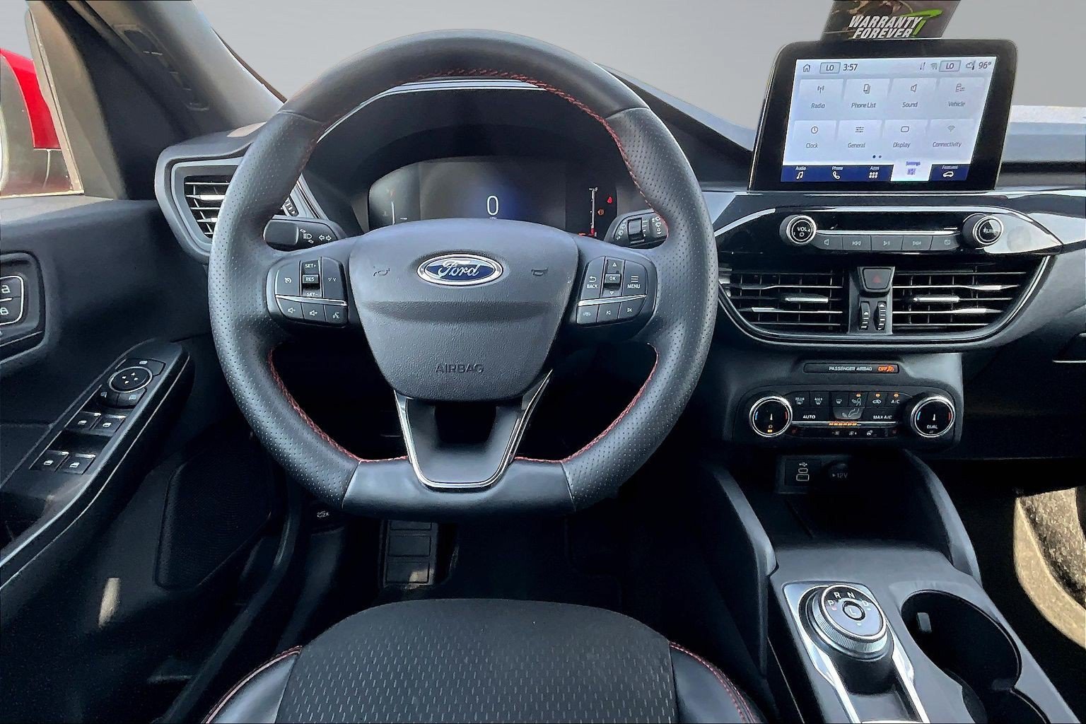 Used 2025 Ford Escape ST-Line Select AWD/4WD image 9