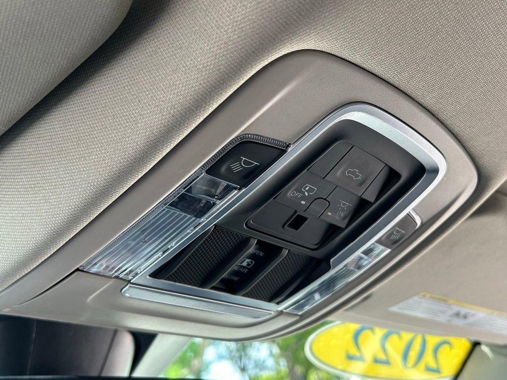 Used 2022 RAM 1500 Laramie AWD/4WD image 49