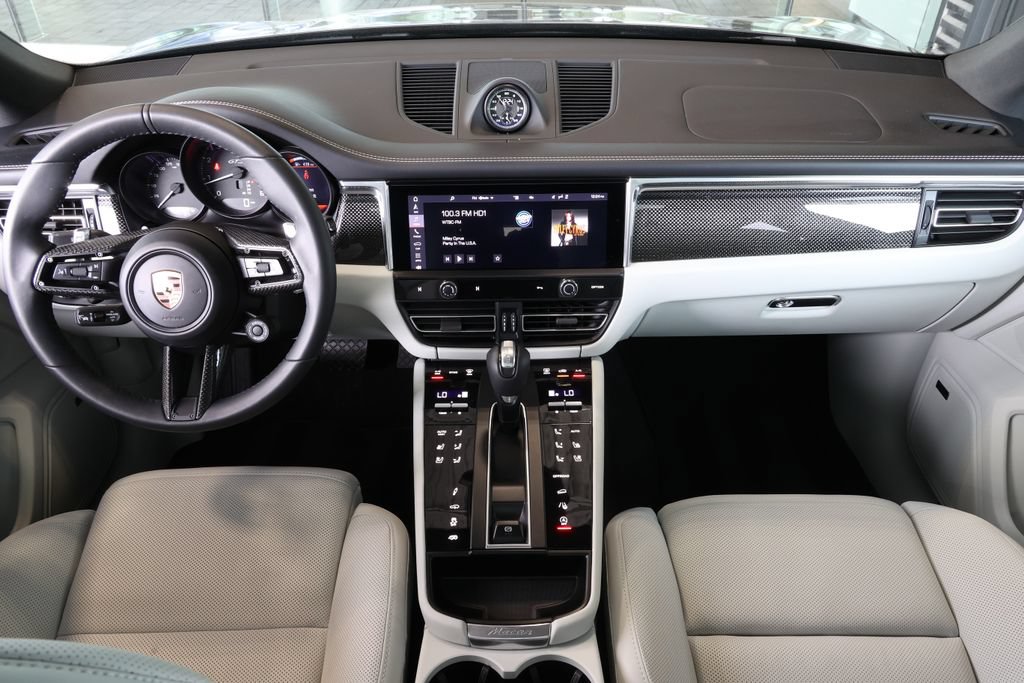 Certified 2025 Porsche Macan GTS AWD/4WD image 51