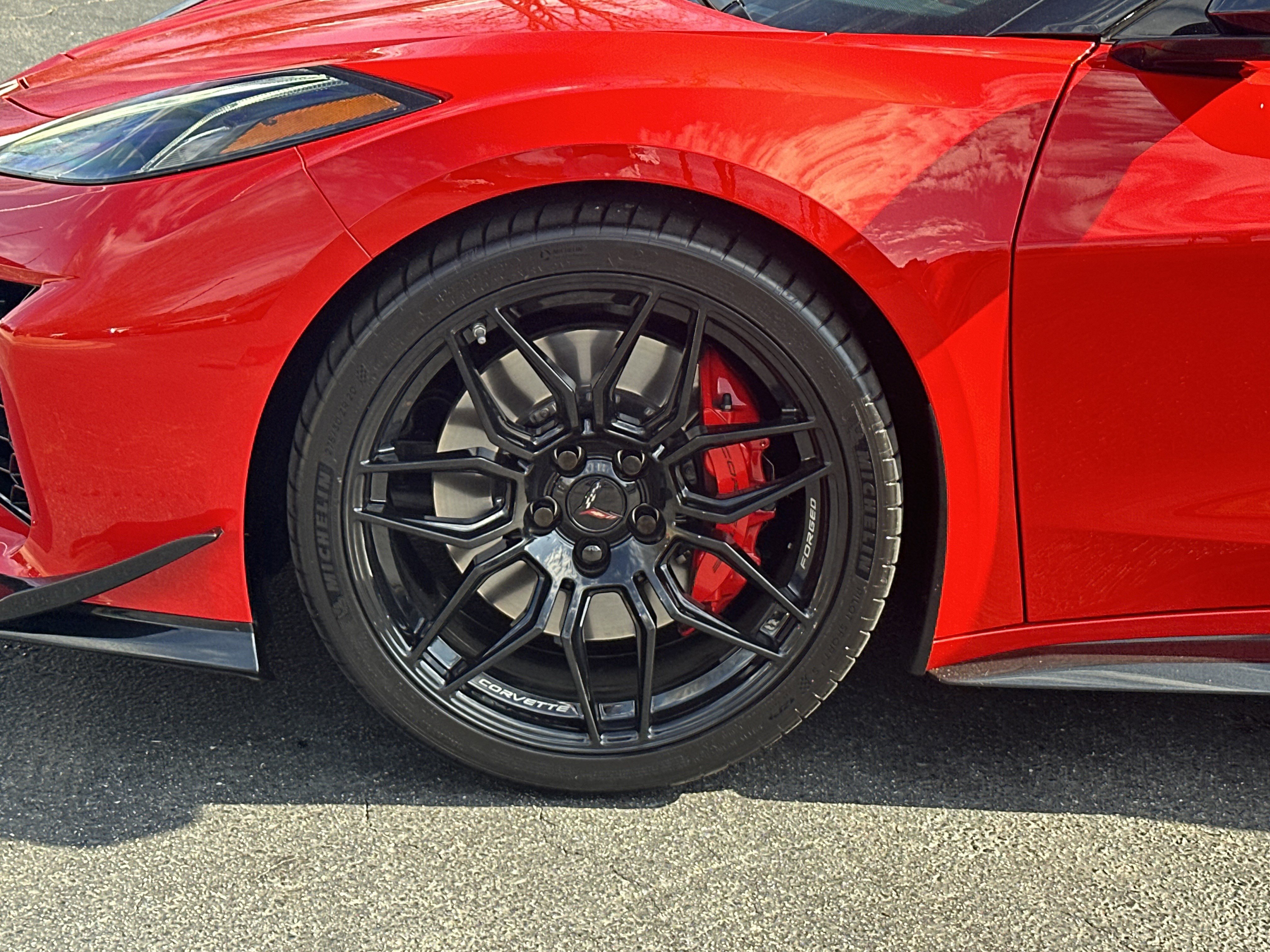 Used 2025 Chevrolet Corvette Z06 image 11