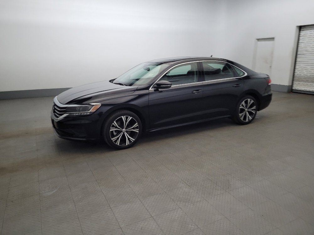 Used 2022 Volkswagen Passat 2.0T SE image 2