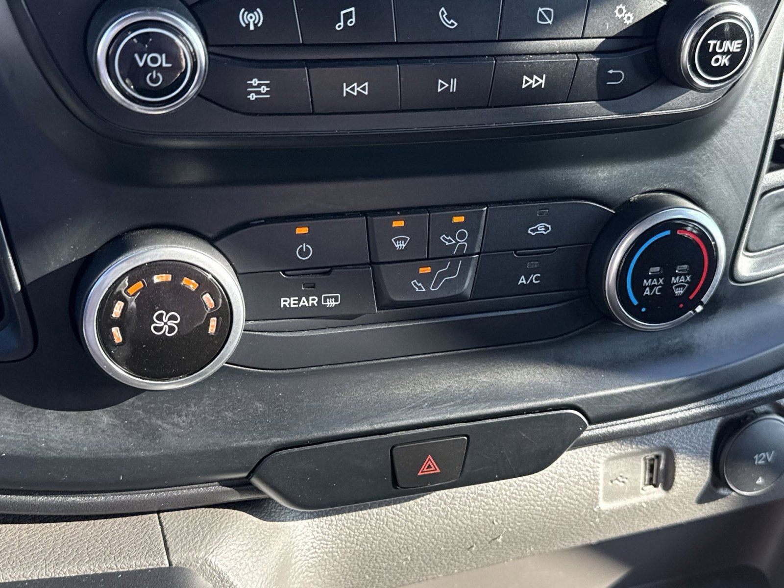 Used 2024 Ford Transit 250 Low Roof w/ Exterior Upgrade Package image 20