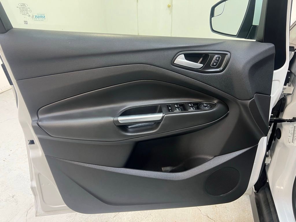 Used 2017 Ford C-MAX SE image 13