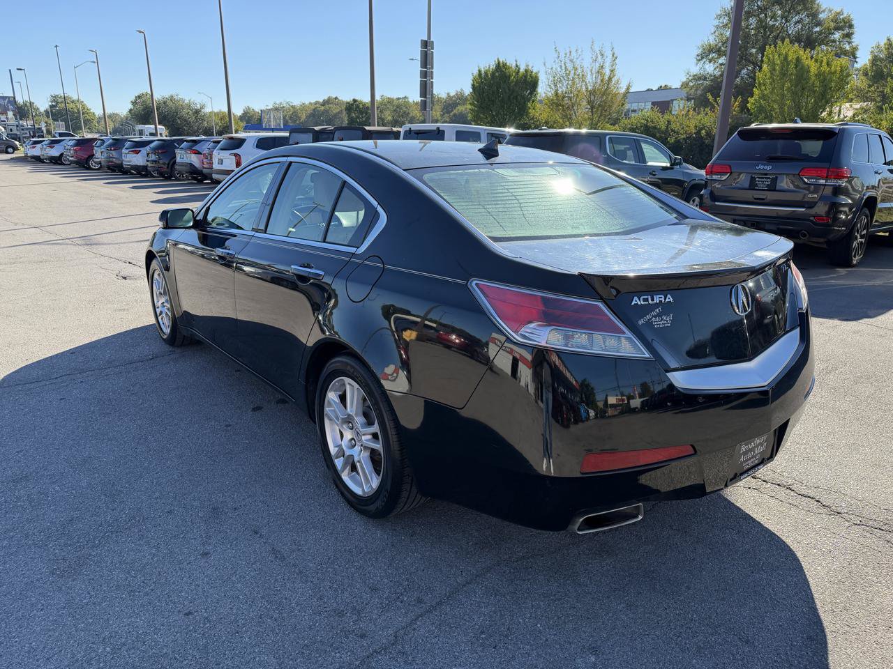Used 2010 Acura TL w/ Technology Package FWD image 5
