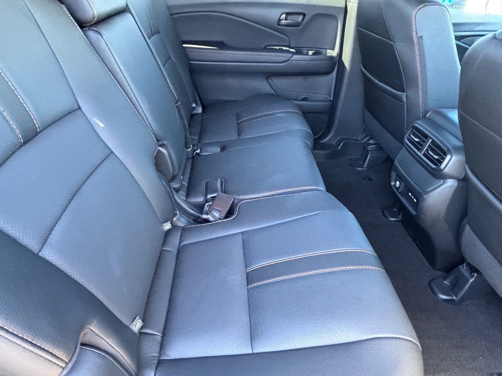 Certified 2025 Honda Passport TrailSport image 15