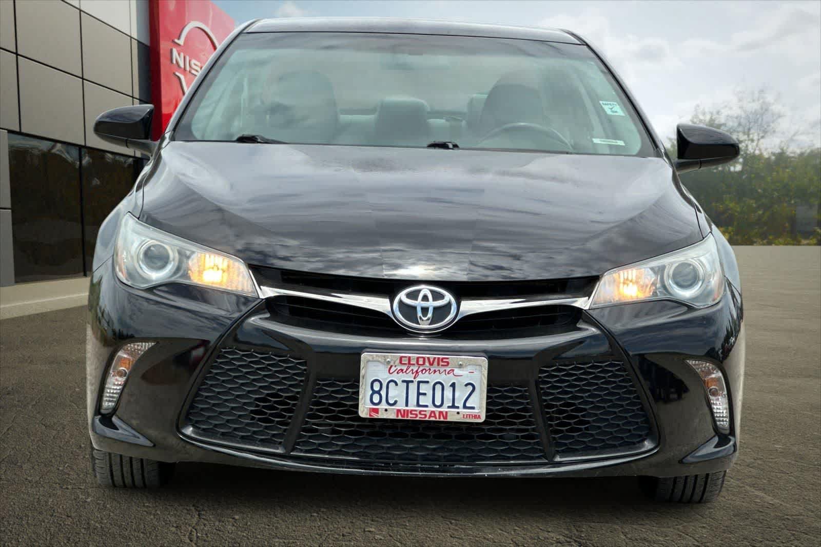 Used 2016 Toyota Camry SE FWD image 11
