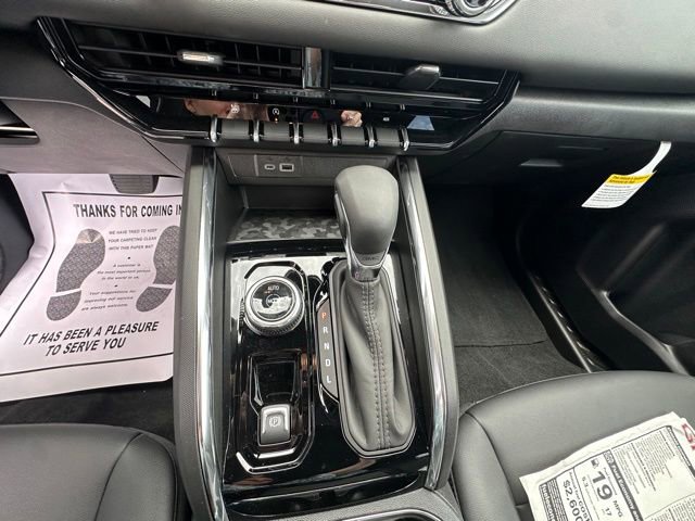 New 2026 GMC Canyon Elevation w/ Convenience Package image 16