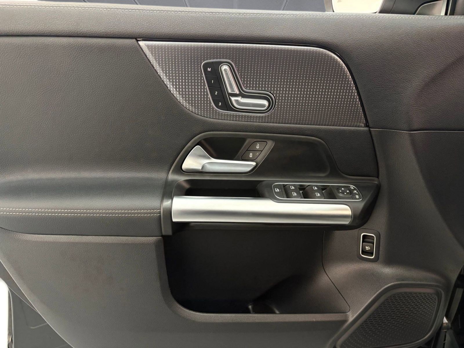 Certified 2023 Mercedes-Benz GLA 250 image 12