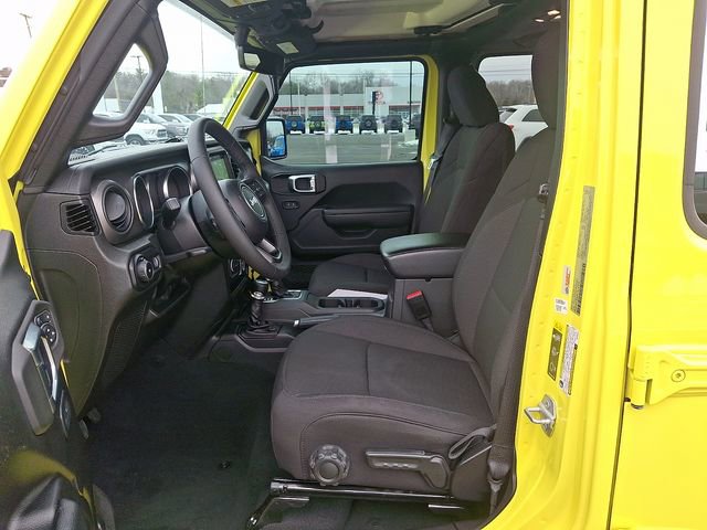 Used 2023 Jeep Wrangler Willys image 16