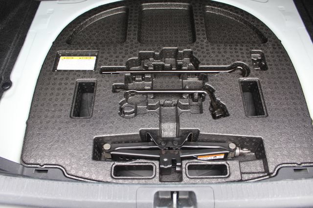 Certified 2024 Toyota Camry SE FWD image 29
