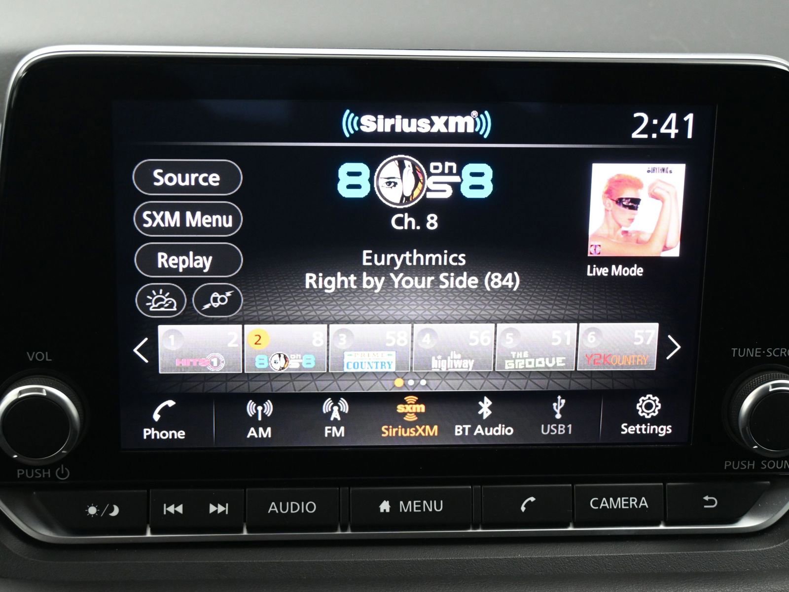 Used 2025 Nissan Rogue S image 15