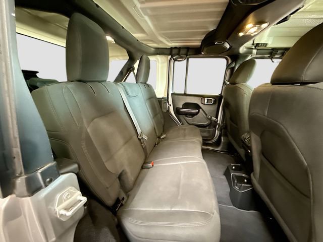 Used 2019 Jeep Wrangler Unlimited Sport AWD/4WD image 25