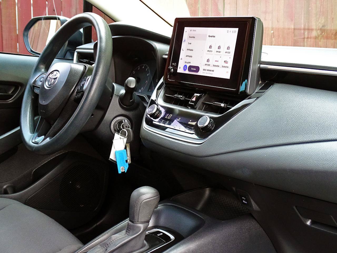 Used 2023 Toyota Corolla LE FWD image 39