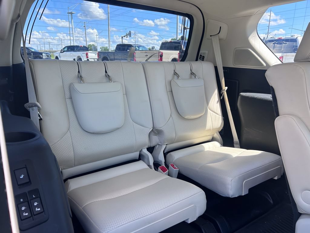 Used 2021 Lexus GX 460 Luxury w/ Sport Design Package AWD/4WD image 17
