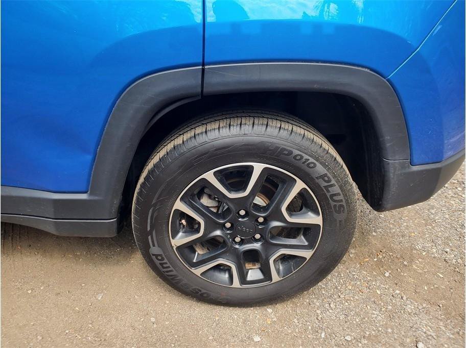 Used 2021 Jeep Compass Trailhawk AWD/4WD image 5