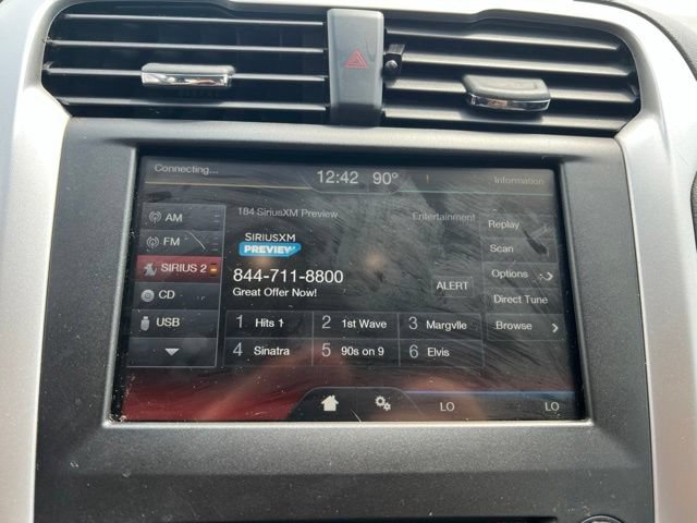 Used 2016 Ford Fusion SE FWD image 17