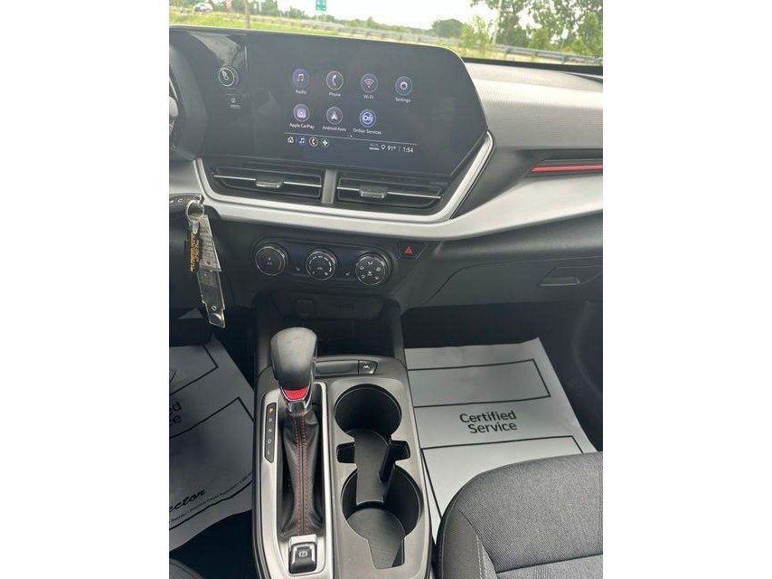 Certified 2024 Chevrolet Trax RS FWD image 47