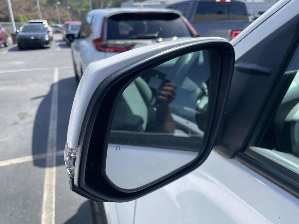 Used 2023 Toyota Tacoma SR5 w/ Technology Package image 20